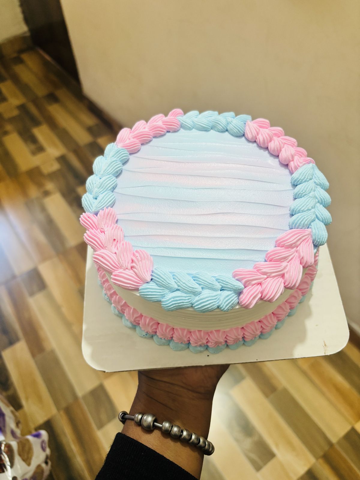 Blue pink theme cake