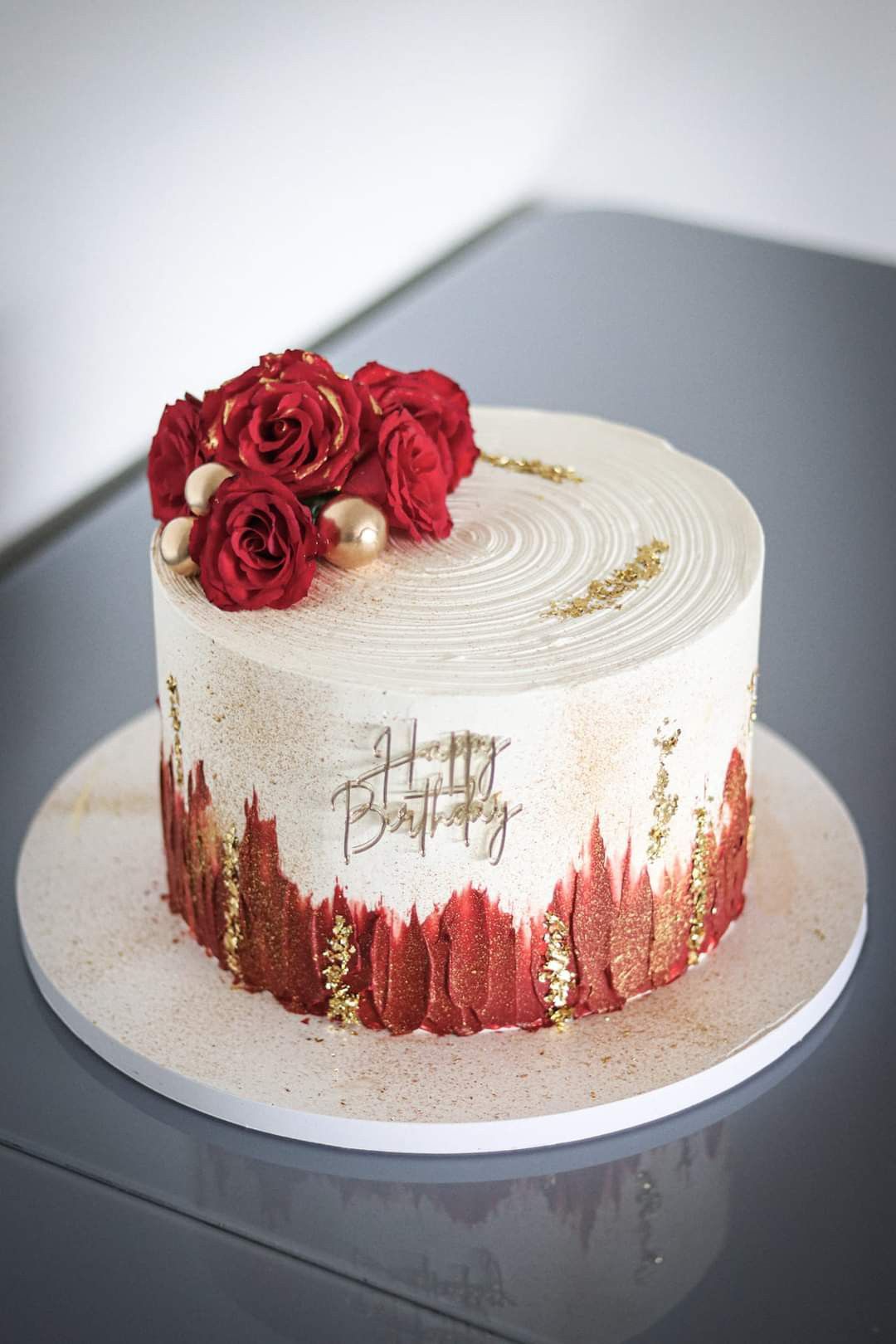 Red Velvet Cake ( Real Rose)