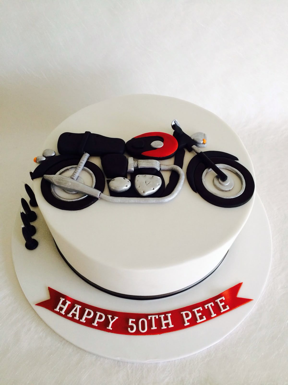 Cake with a motorcycle design