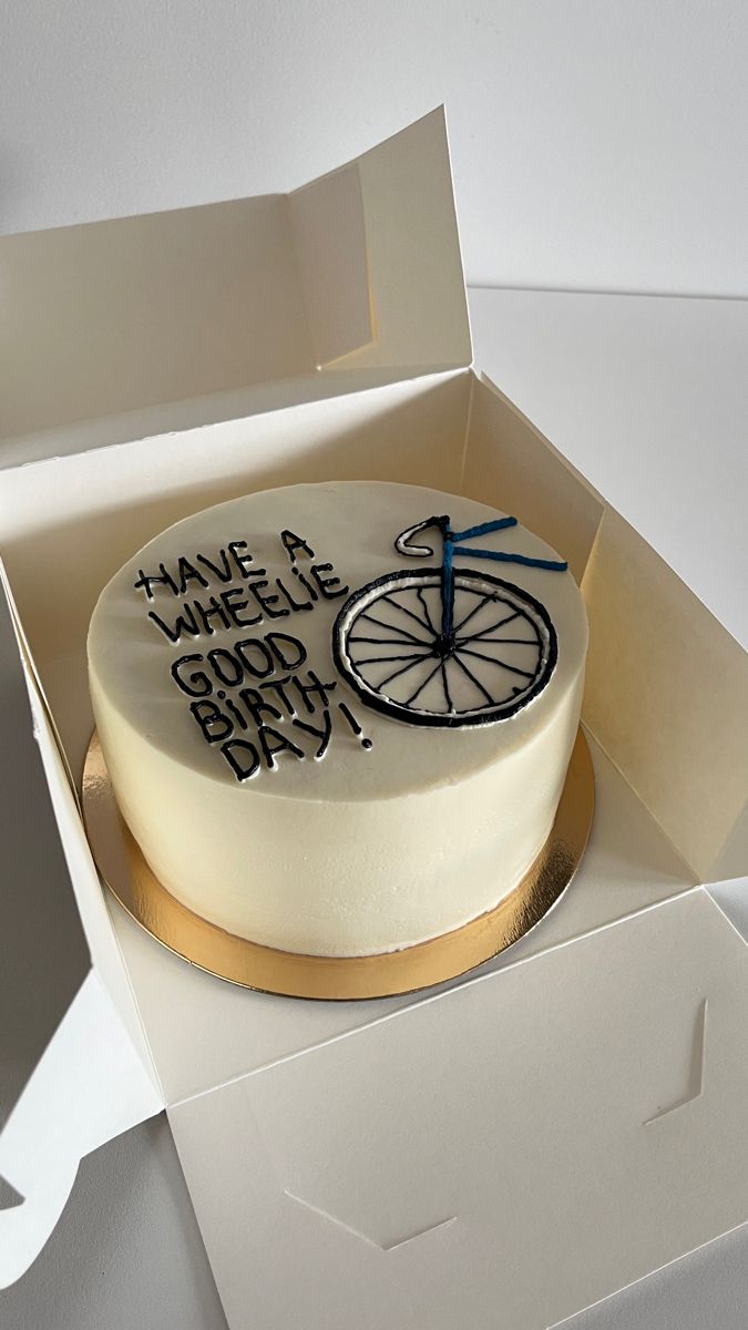 Cake for wheelie lover