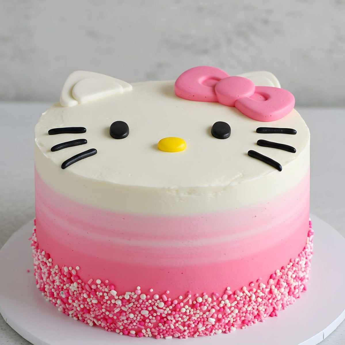 Hello Kitty cake
